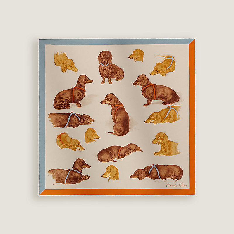 エルメス カレ45 ガヴロッシュLES BASSETS/バセット ハウンド エルメス カレ45 ガヴロッシュLES BASSETS/バセット ハウンド - メルカリ